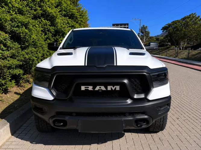 Ram 1500 Rebel 5.7 Hemi CD V8 4X4 AUT 2023