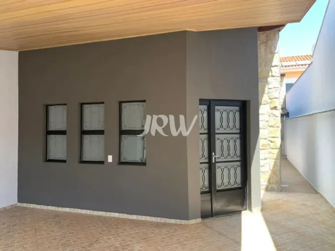 CASA TÉRREA NO JARDIM VALENCA NA CIDADE DE INDAIATUBA SP Área do terreno 150 m² Área const
