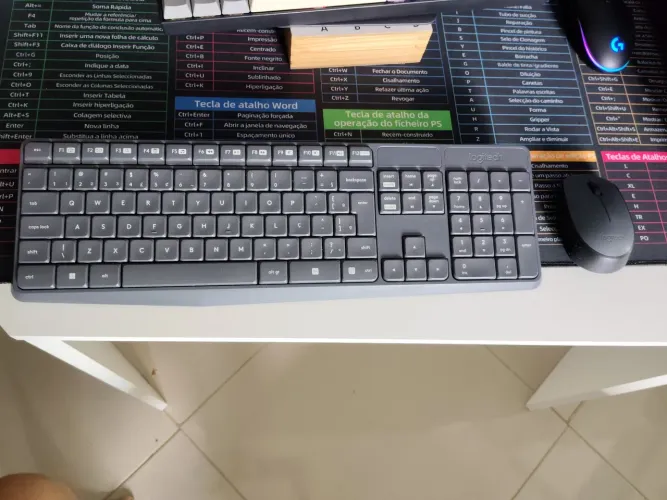 Teclado e Mouse sem fio Logitech