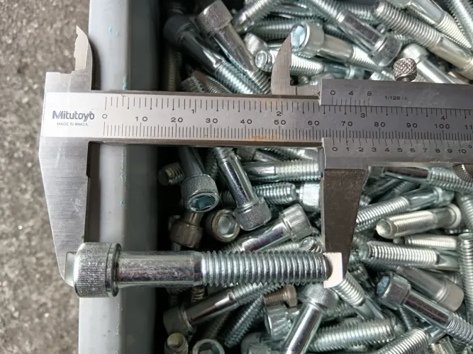 100 Parafusos allen 3/8 Galvanizado novo