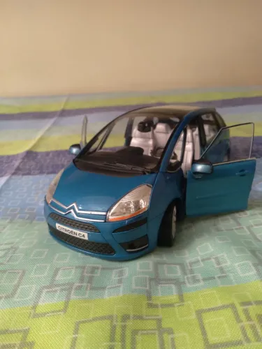 Mini citroen c4