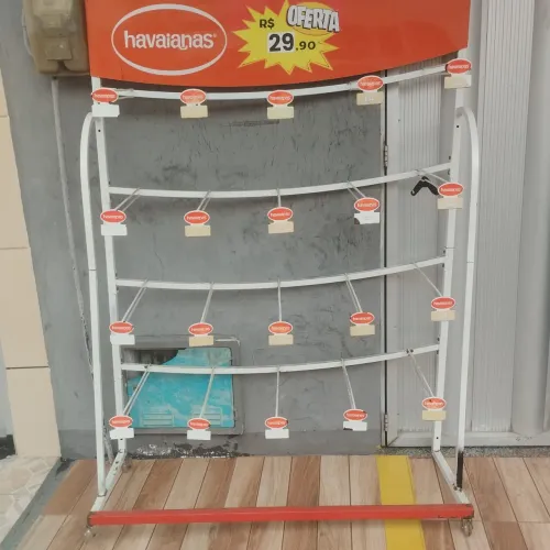 EXPOSITOR DE HAVAIANAS