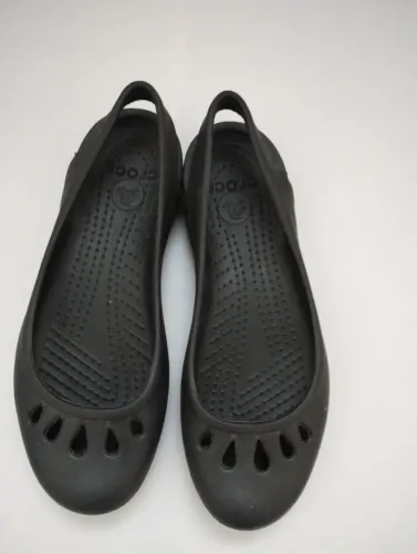 Sapatilha Crocs tamanho 37