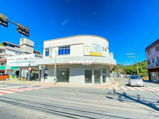 Loja Comercial- Garcia - Cadore Imóveis.