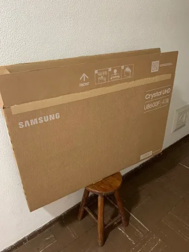 CAIXA VAZIA Tv Samsung 43? mod.U8600F,acompanha isopores de proteção