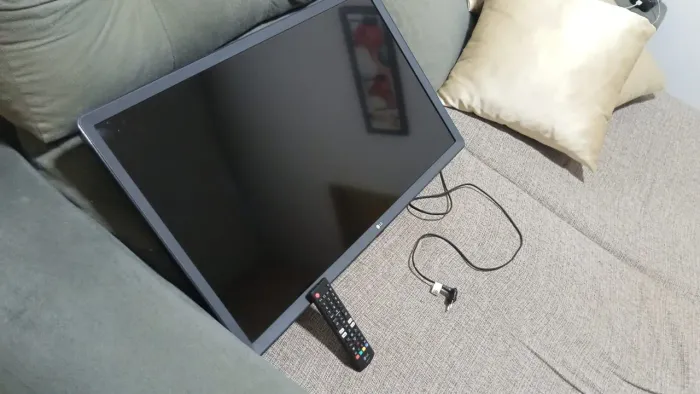 Vendo tv 32 polegadas smart 
