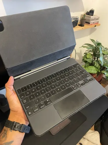iPad Air 5 geração 64GB + Apple Pencil + Apple Magic Keyboard