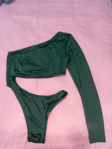 Body verde manga única