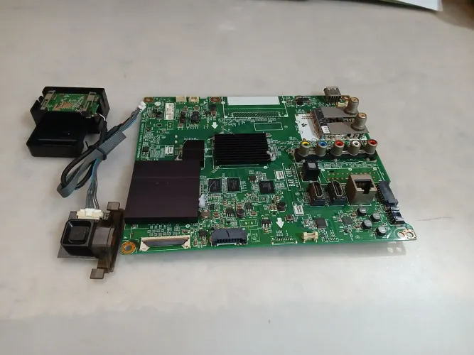 Placa Principal tv LG 43UF6400 
