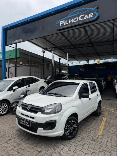Fiat Uno Attractive 1.0 EVO Fire Flex 8V 5P 2020