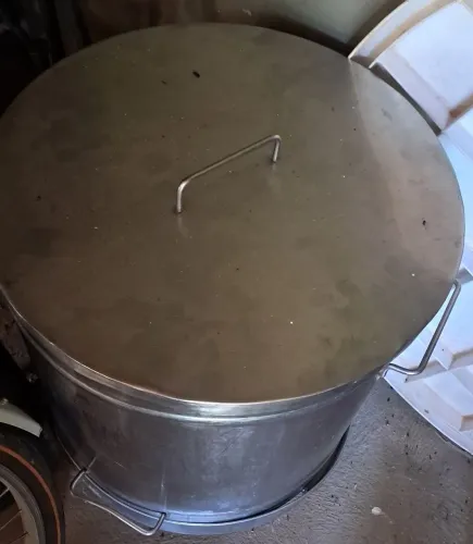 Caldeirão Industrial Premium 153L fundo triplo + suporte 100% Inox AISI 304 legítimo. Novo