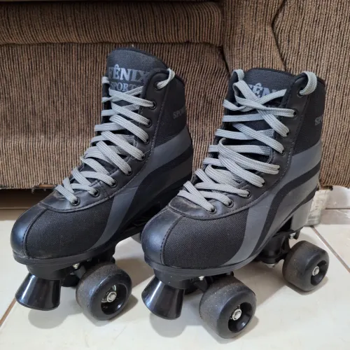 Patins Fênix Sports Ajustável Tam34/35 4 Rodas 