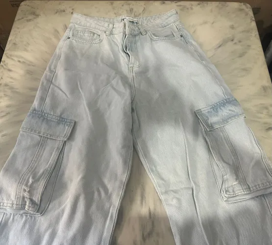 Calça Cargo Zara excelente estado tamanho 34 azul clara