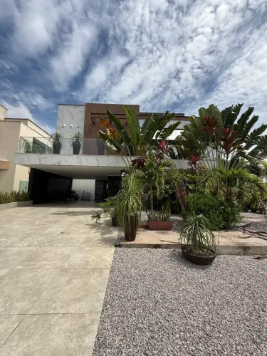 CASA ALTO PADRÃO À VENDA NO CONDOMÍNIO MONTENEGRO BOULEVARD - PORTEIRA FECHADA