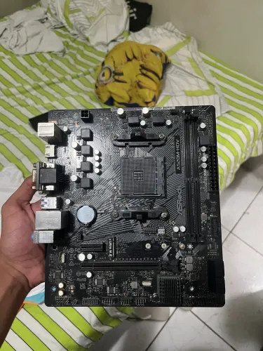 Placa mãe asrock a520m-hdv (leia a descrição)