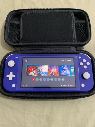 Nintendo Switch Lite + Zelda BOTW Mídia Física + Case + Caixa