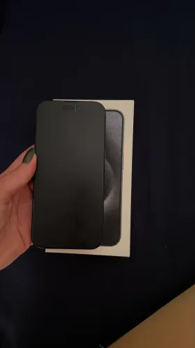 iPhone 15 pro 128gb