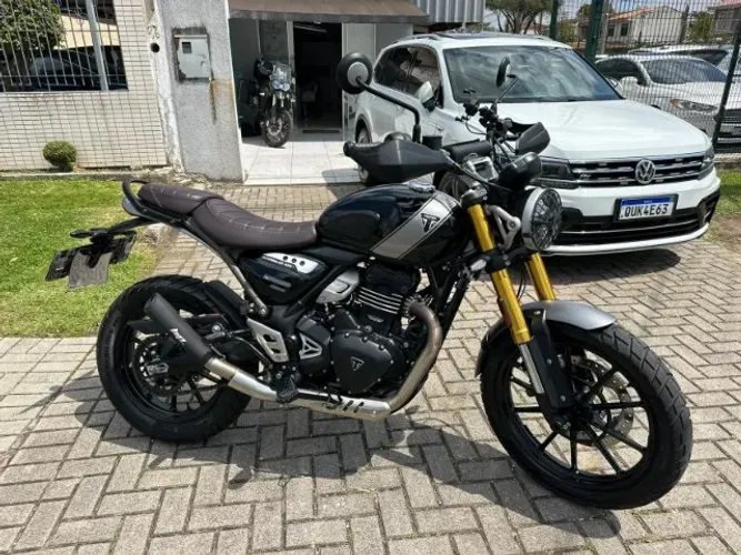 Triumph scrambler 400x (Baixo km)