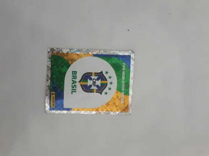 Vendo figurinha: escudo do brasil.