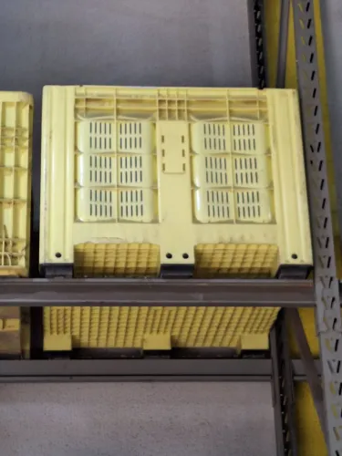 Caixa Pallet Vazada
