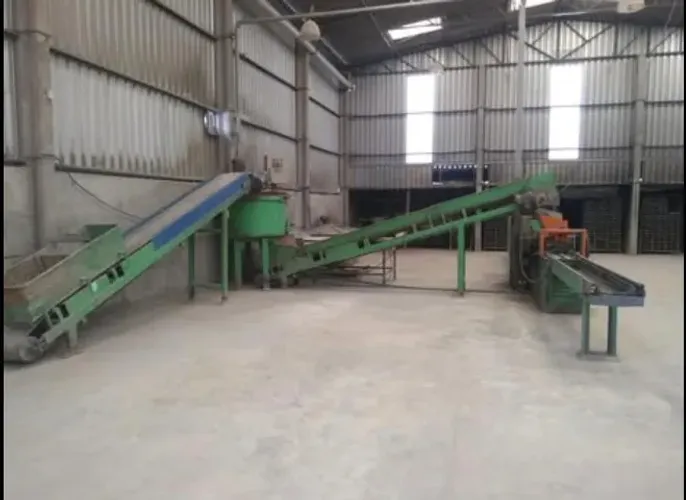 Máquinas para fabricação de telhas de concreto marca Carper