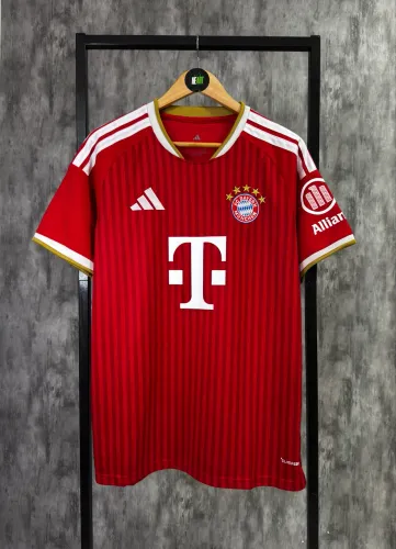 Camisa do Bayern de Munique I 26/27