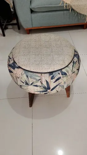 Puf decorativo sem defeito 