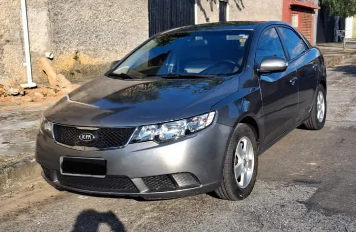 Kia Motors Cerato 1.6 16V Mec. 2011