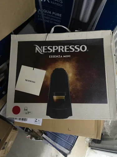 Nespresso essenza mini D30 - 127V