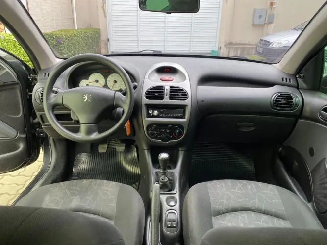 Peugeot 206 Sensation 1.4 Flex 8V 5P 2010