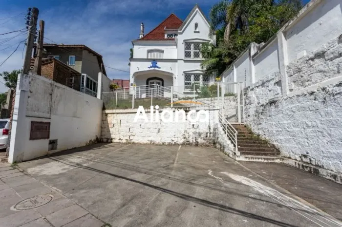 Casa comercial para locação na protásio Alves