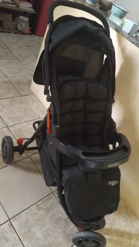 Carrinho Dew bebê semi novo