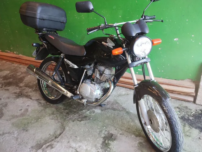 Moto toda revisada, só andar 