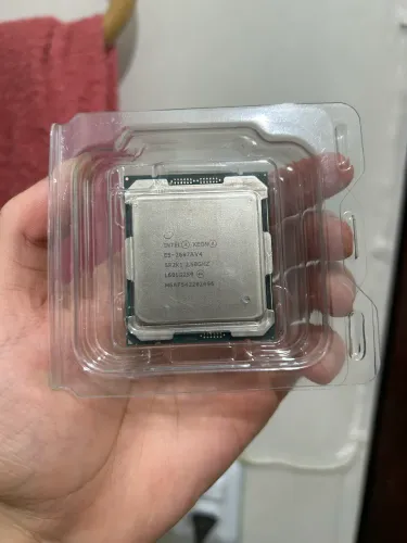 REI DOS XEONS 2697a V4
