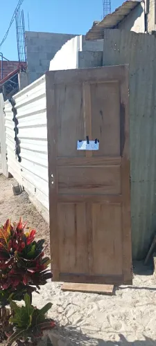 Porta de madeira
