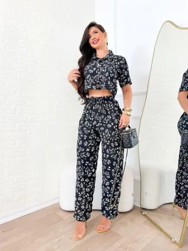 Conjunto calça e blusa feminina