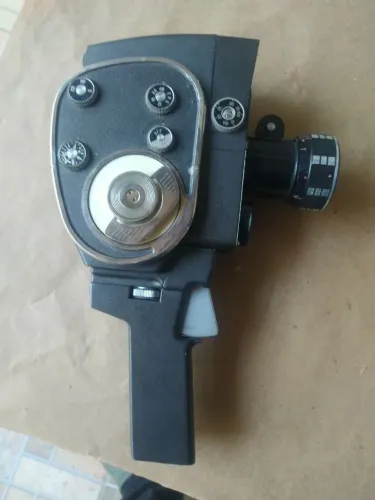 Filmadora KMZ Soviética 1967 (super 8 )