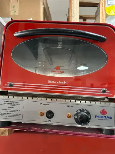 Forno progás vermelho