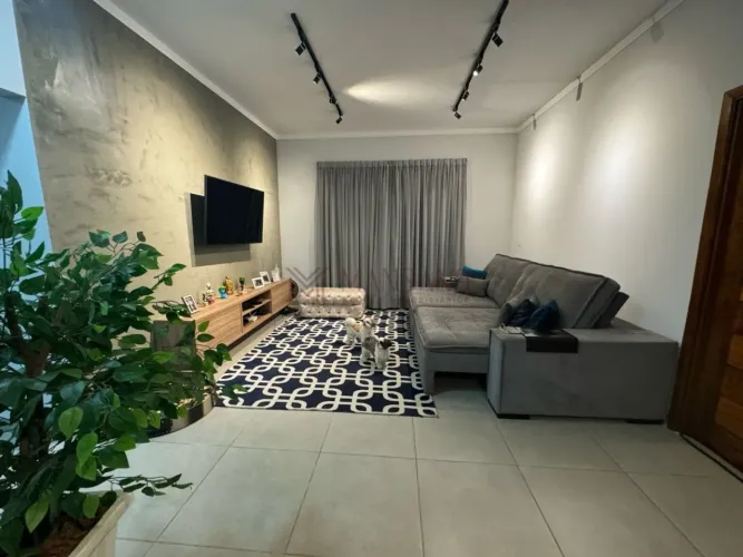 Casa para venda com 245,35 m² e 3 quartos com 1 suíte em Vila São Paulo, Bauru - SP