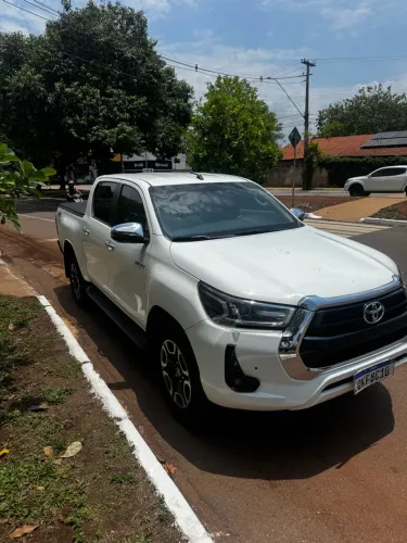 Toyota Hilux CD SRV 4X4 2.8 TDI Diesel Aut. 2024