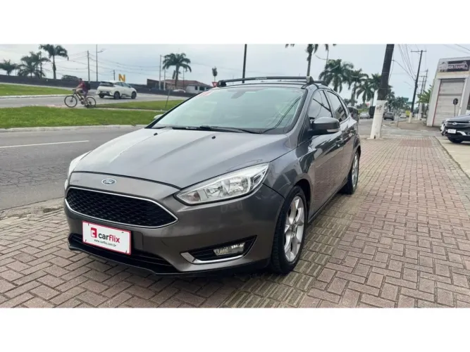 Ford Focus 1.6 S/se/se Plus Flex 8v/16v 5P 2017
