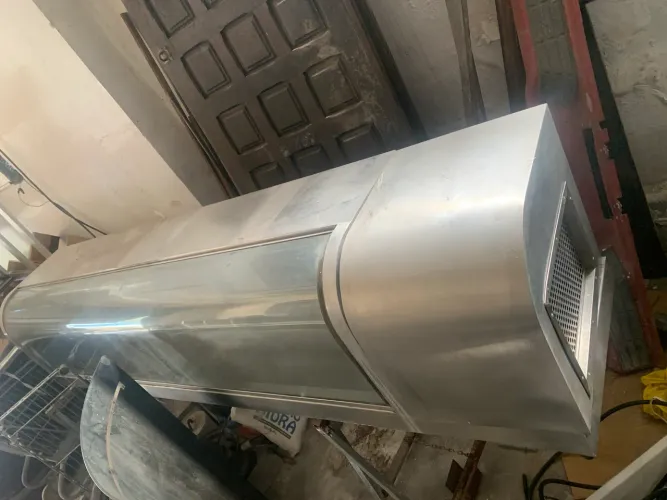 Balcão refrigerado inox vidro curvo