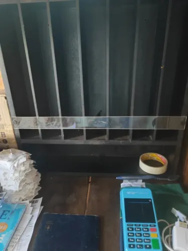 Expositor de Cigarros e Essências