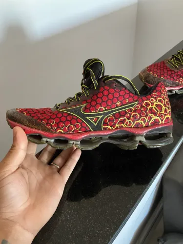 Tênis Mizuno wane prophecy 3