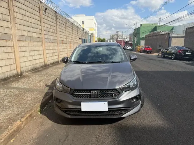 Fiat Cronos Drive 1.3 8V Flex 2021