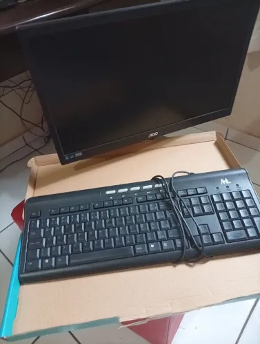 Monitor teclado 