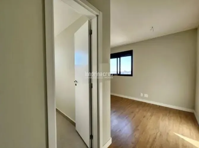 Apartamento à Venda em Gleba Fazenda Palhano, Londrina - PR