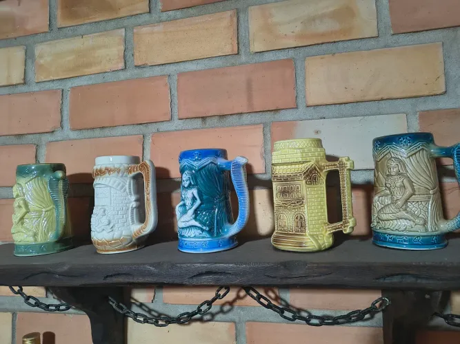 Canecas de shopp antigas de porcelana década de 80 para colecionador 