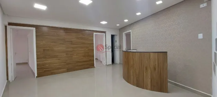 Sala para locação na Água Rasa.