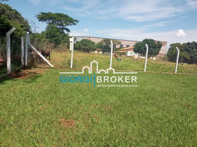Terreno de 4.000 m² à Venda em São José do Rio Preto - Brejo Alegre: Próximo à represa e r